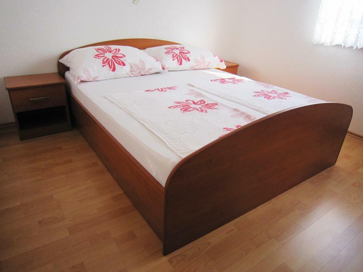 וודיצה Apartments Milic מראה חיצוני תמונה