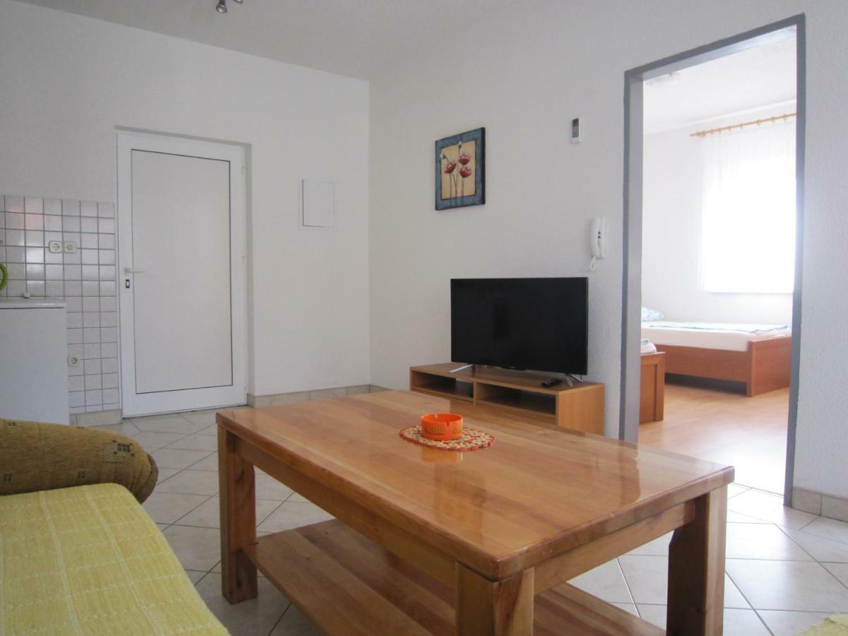 וודיצה Apartments Milic מראה חיצוני תמונה